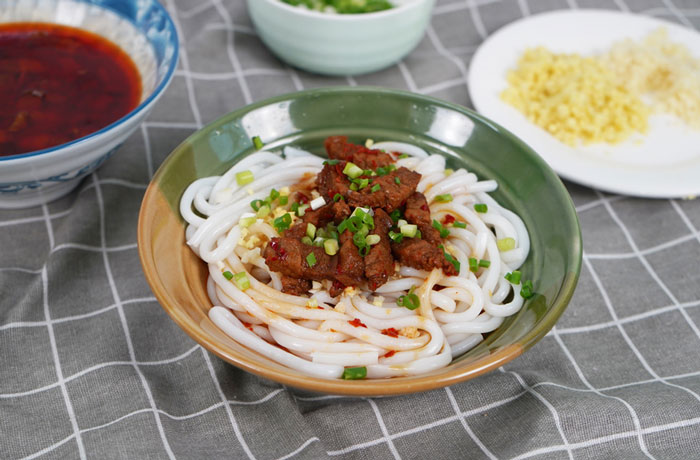 幸福路街道肉臊子粉培训